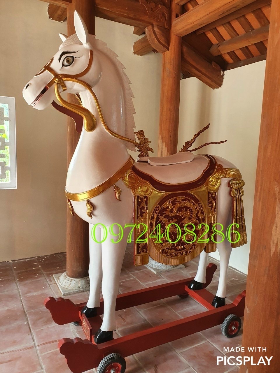 Ngựa gỗ được sản xuất tại CSSX Nghĩa Thúy - Sơn Đồng. LH: 0972 408 286